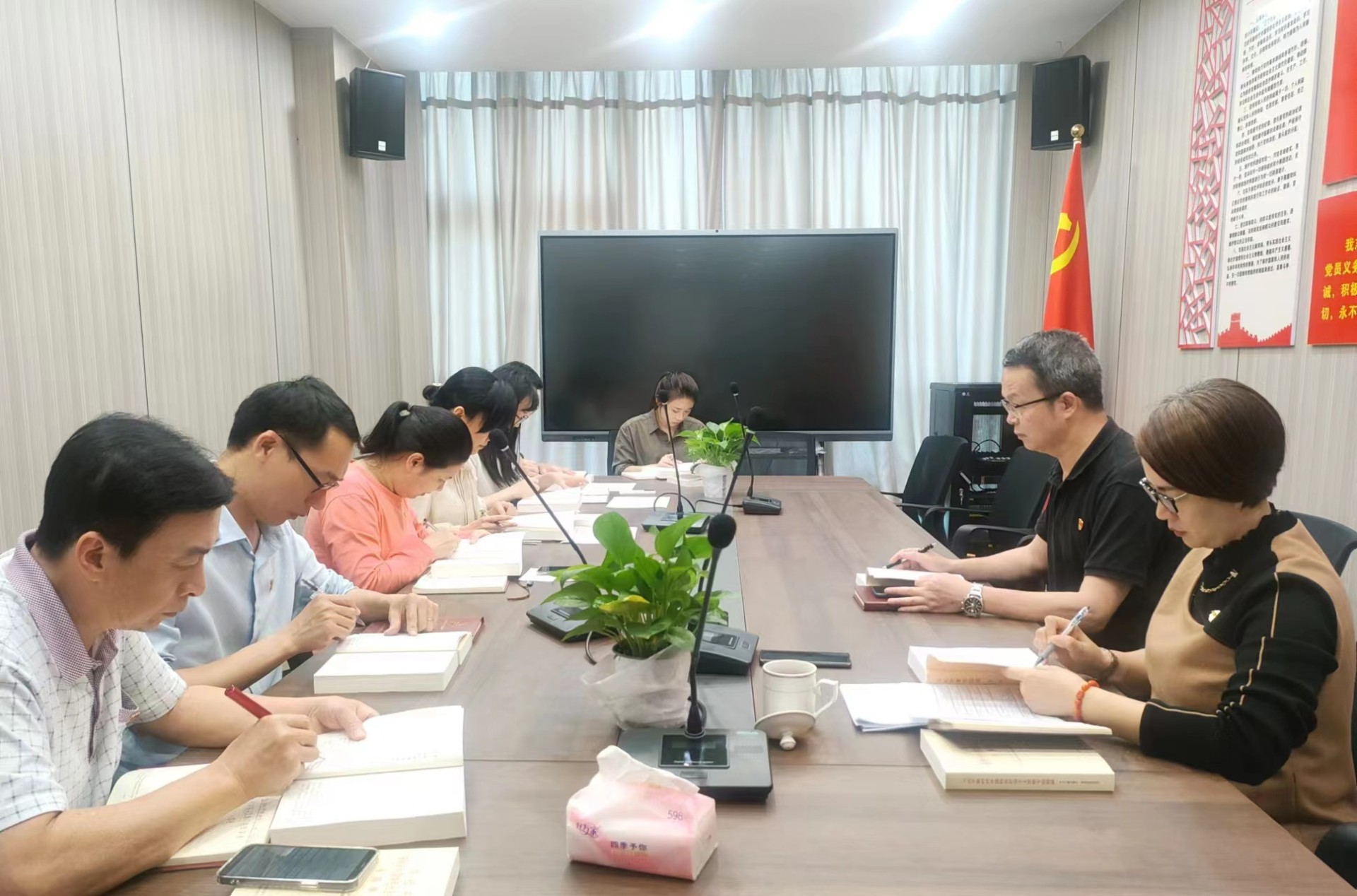 1684307541271236.jpg 漳州主題教育學習2.jpg