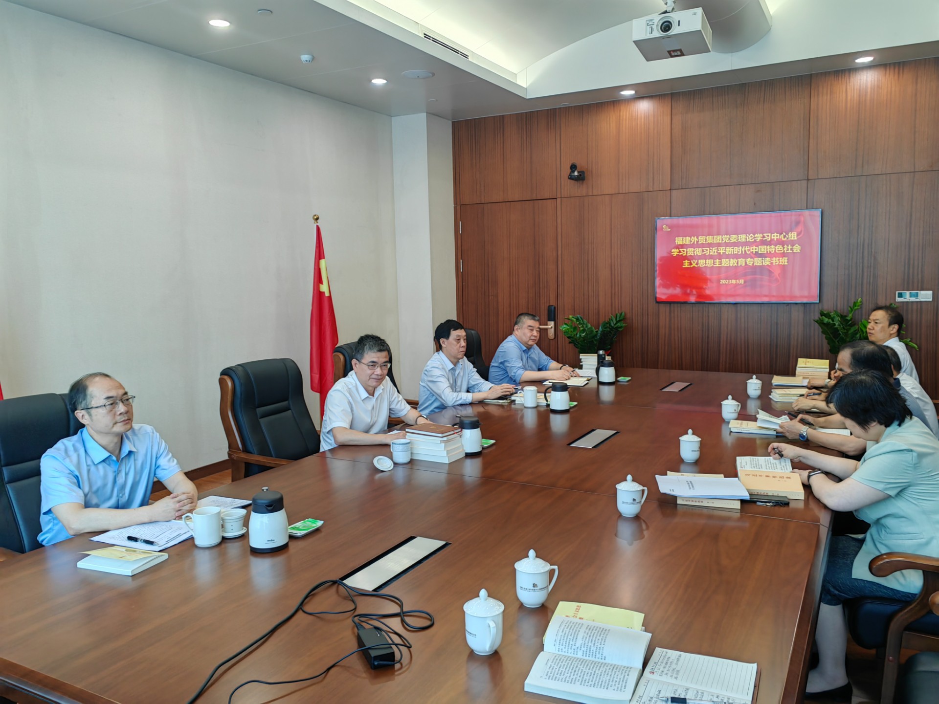 1684490929514368.jpg 讀書班2.jpg